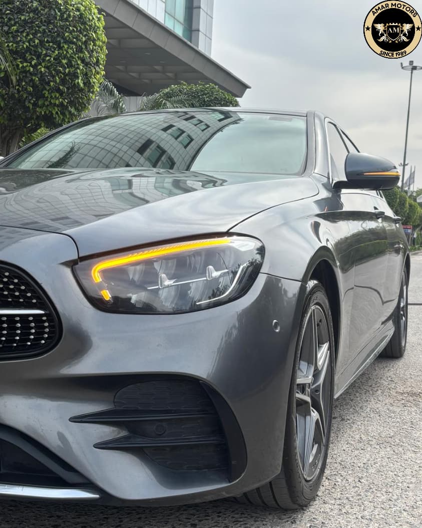 
								Mercedes Benz E350 D AMG Line full									